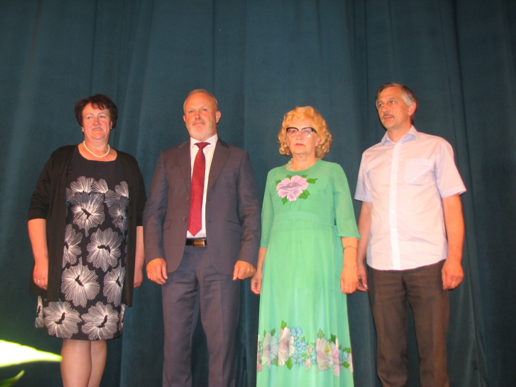 Naujieji LŪS vadovai (iš kairės): Marytė Lukaševičienė, Jonas Talmantas, Lilija Šermukšnienė ir Raimundas Juknevičius. (Nuotraukoje nėra į užsienį išvykusio Rimanto Kubiliūno.)