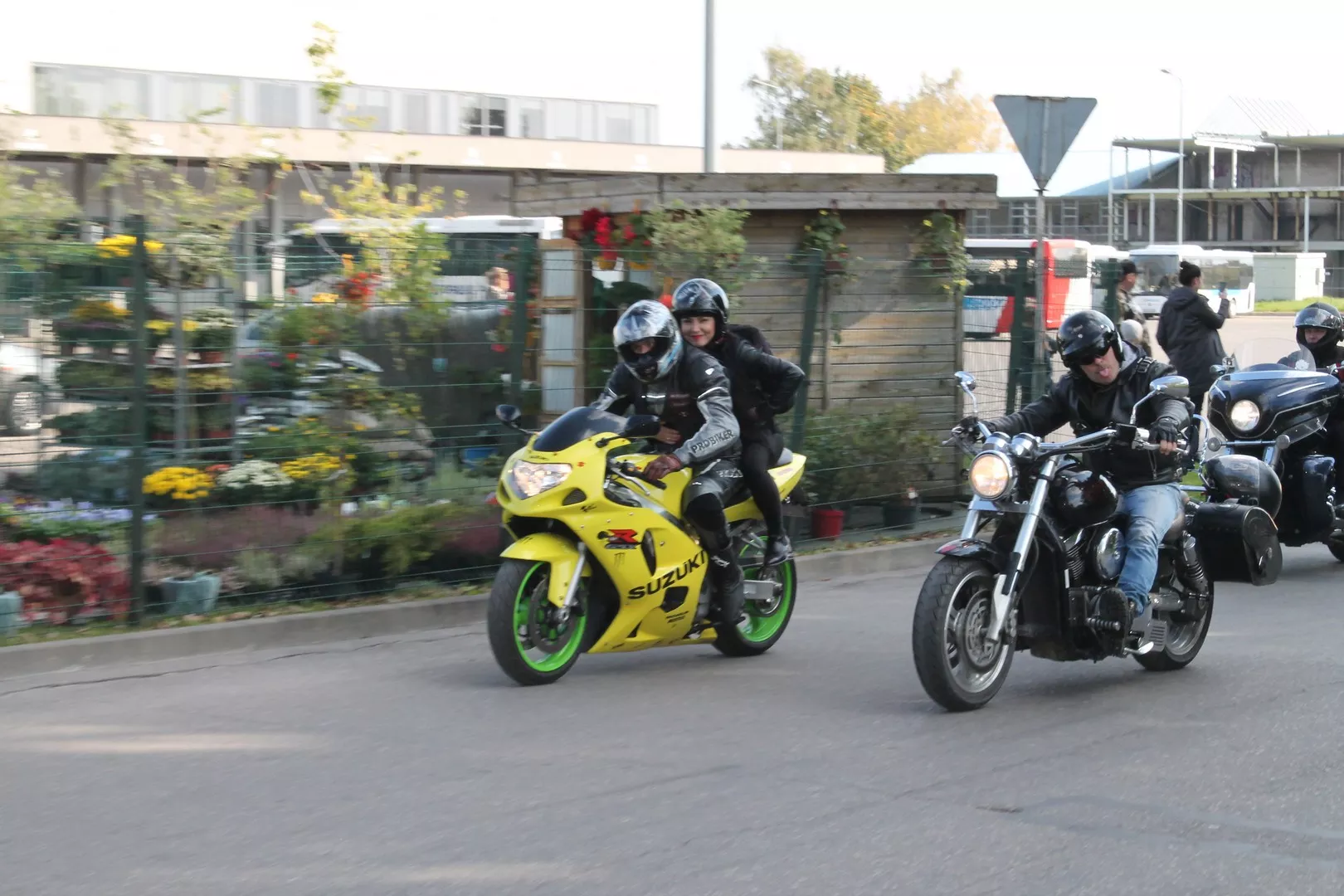 Į Kėdainių rajono baikerių sezono uždarymą susibūrė dešimtys motociklų mylėtojų.