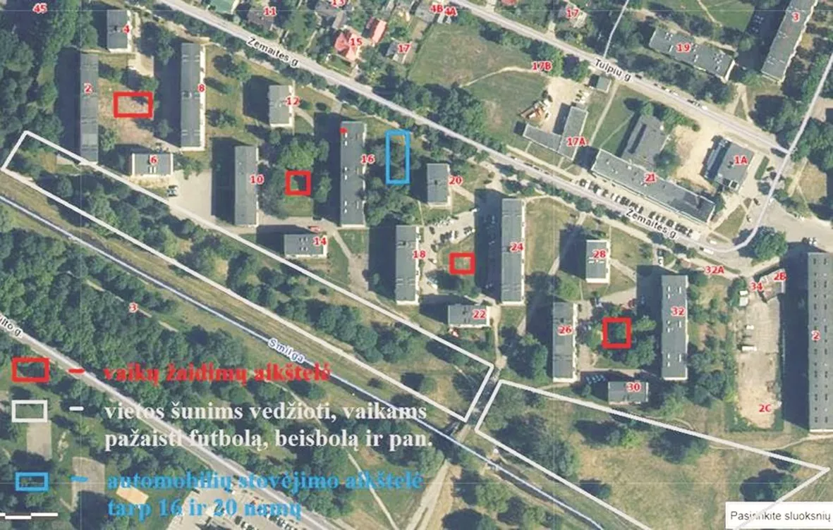 Žemėlapyje nurodoma, kad dalyje kvartalo nebuvo pakankamai automobilių stovėjimo aikštelių. 