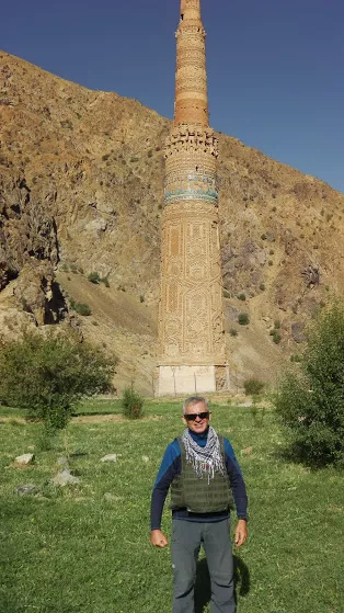 Gintaras Bagdonas džiaugiasi turėjęs galimybę Ghoro provincijoje pamatyti unikalų islamo kultūros paminklą – Džamo (Jam) minaretą. / Asmeninio archyvo nuotr.